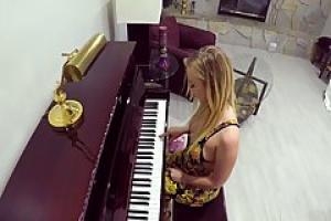 Hot blonde  Bailey Brooke is getting fucked instead of having a private piano class  at home